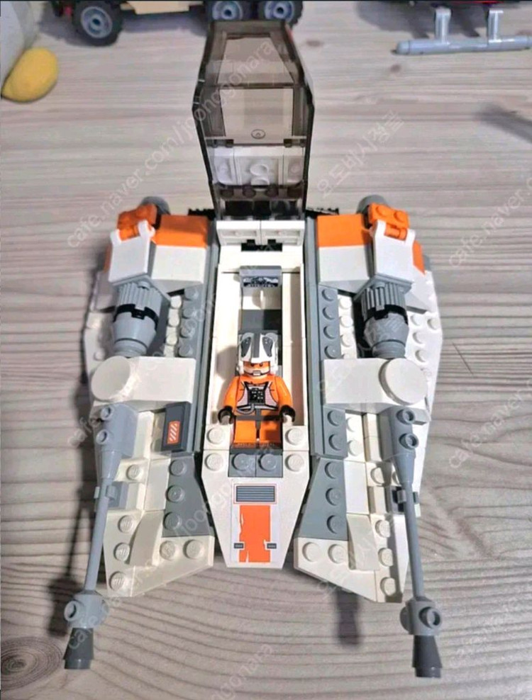 정품 레고 75098 스타워즈 어썰트 온 호스의 스노우스피더 판매합니다 이미지