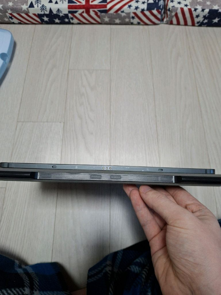 갤럭시탭 s9 128 8 sm-710 팝니다 (s펜도 있음)--5