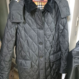 버버리 데레햄퀼팅코트 이미지