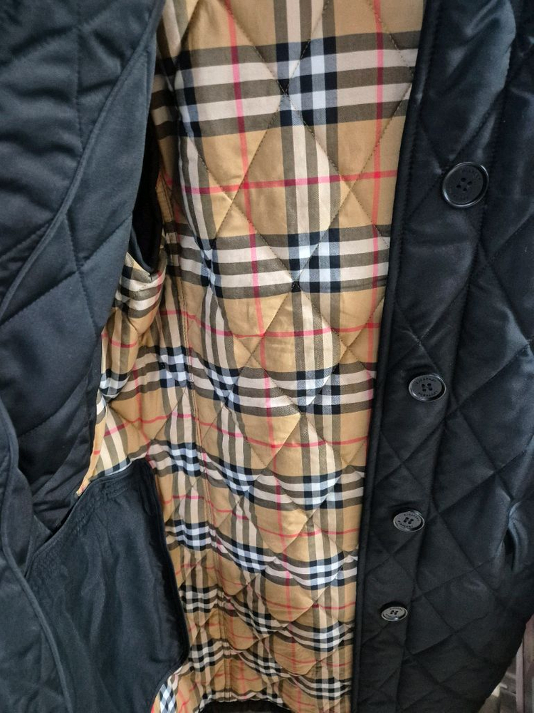 버버리 데레햄퀼팅코트 이미지