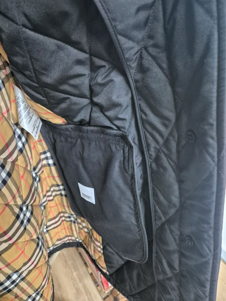 버버리 데레햄퀼팅코트 이미지