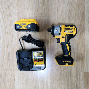무선 20V 임팩 드라이버 렌치 세트 / 디월트
