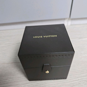 루이비통 시계 케이스 (정품) 이미지