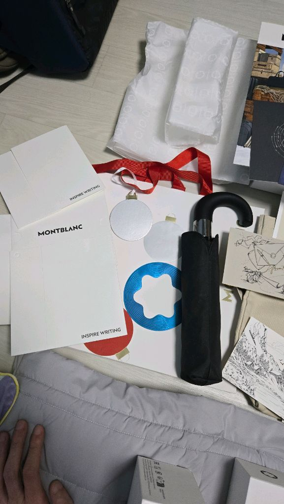 몽블랑 조디악 레드 말띠 르누아르 블루 게츠비 그린 스타워커그린 엘릭서퍼퓸 오렌지 블리썸 만년필잉크 판매합니다--2