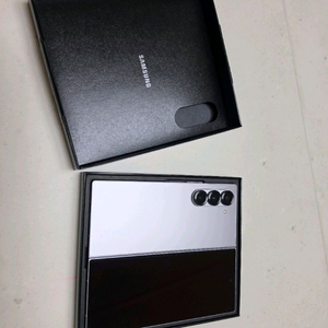 갤럭시 Z 폴드6 자급제 (실버 쉐도우, 1TB)