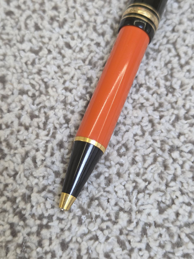 몽블랑 작가시리즈 헤밍웨이 볼펜--1