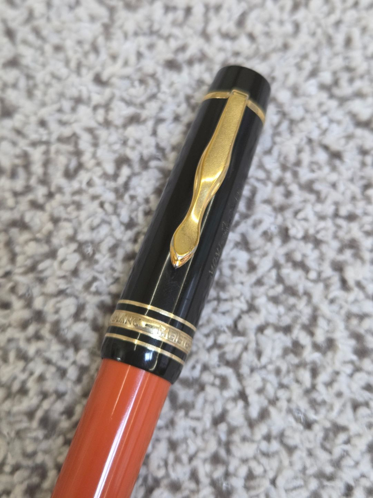 몽블랑 작가시리즈 헤밍웨이 볼펜--2