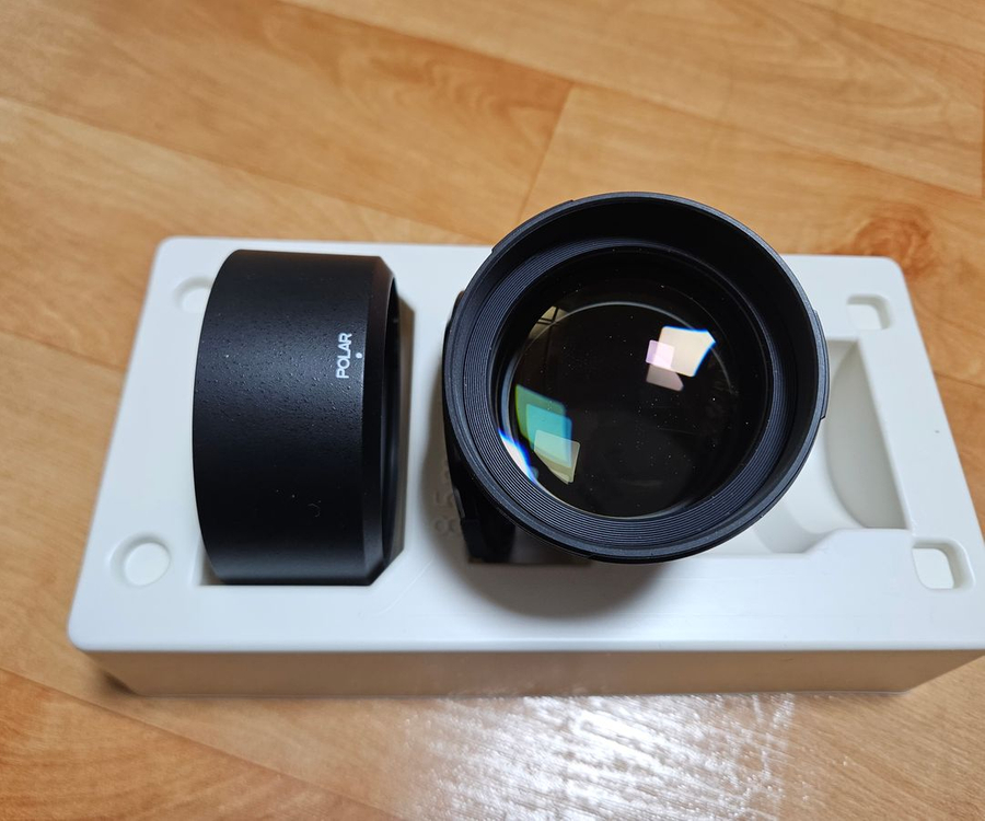 삼양 85mm f/1.4 렌즈 이미지