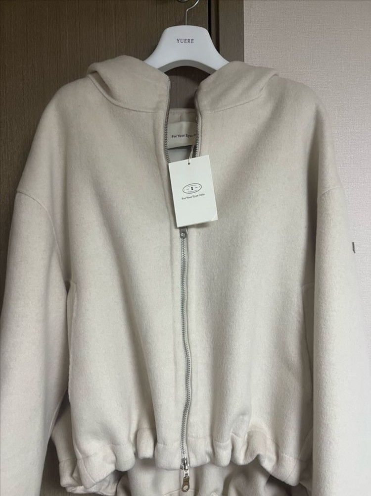 포유온 시에 블럼 울 하프 코트 크림 베이지 새상품--1