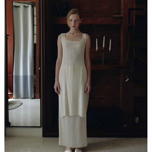 파르벵 플리츠 레이어드 원피스 아이보리