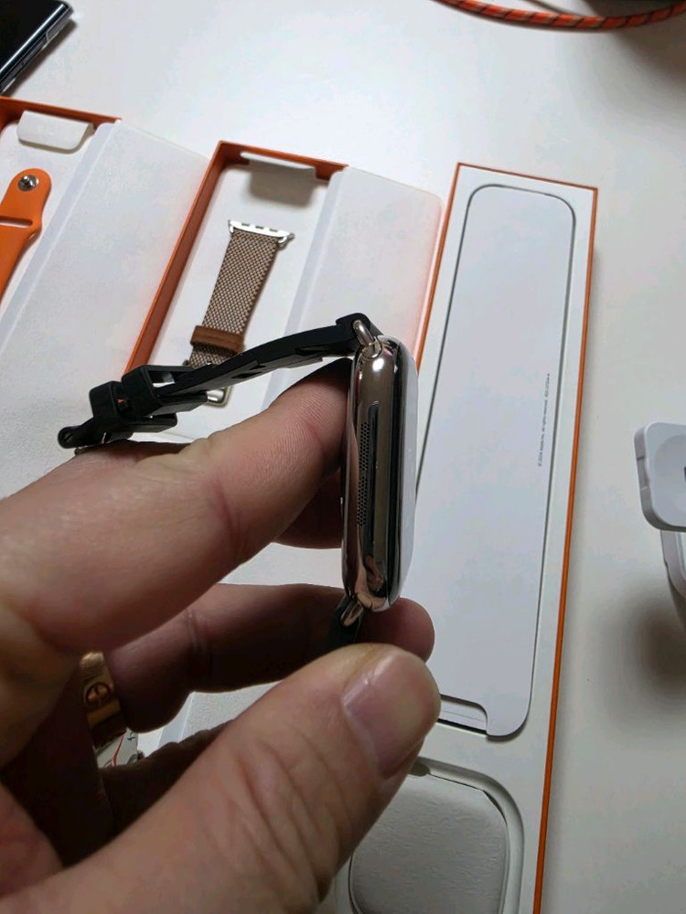 애플워치 시리즈 10 46 에르메스 이미지