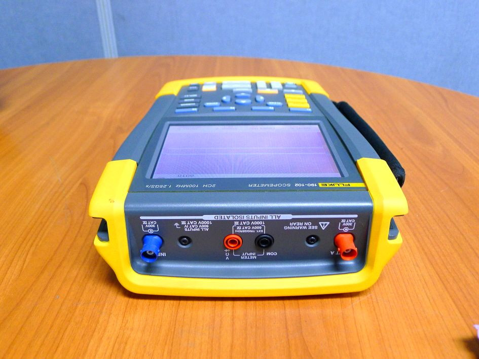 Fluke190-102 스코프미터 중고오실로스코프 +멀티미터겸용 이미지