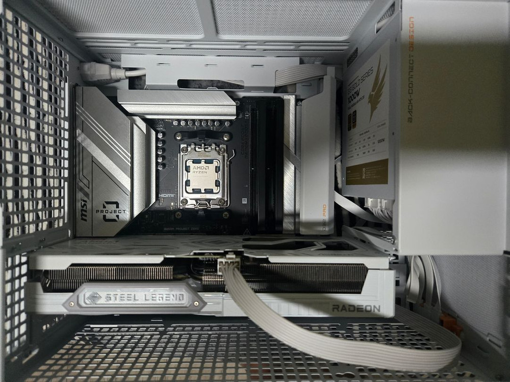 미니타워 9600x 9060xt 16gb 램16gb 이미지