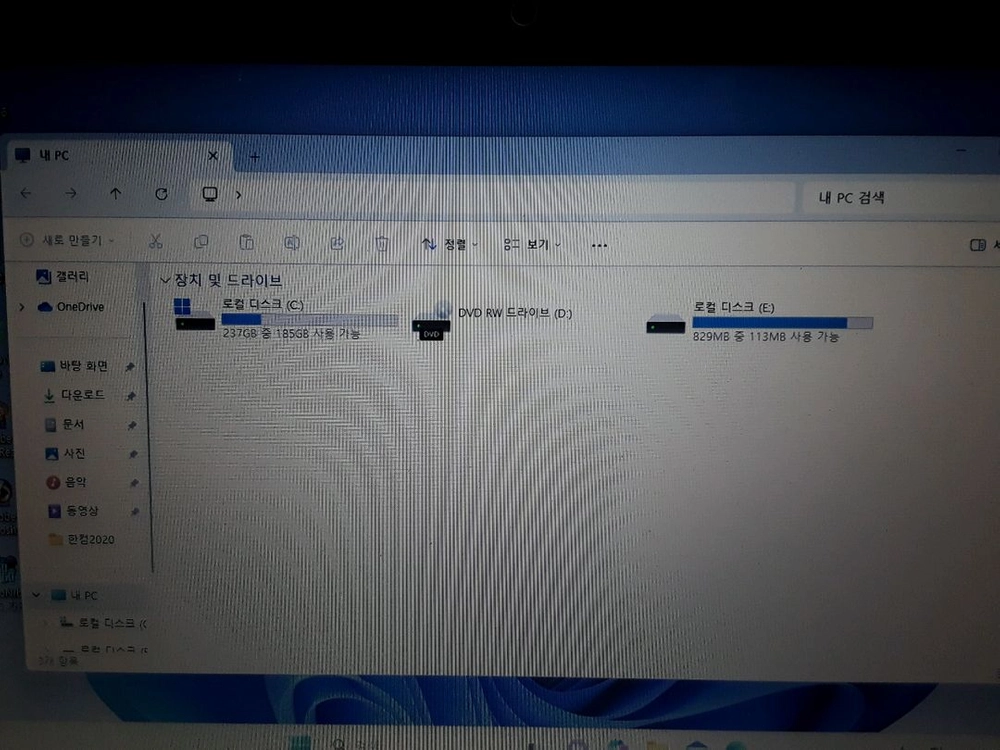 Dell P11F 램8G SSD256G 노트북 이미지