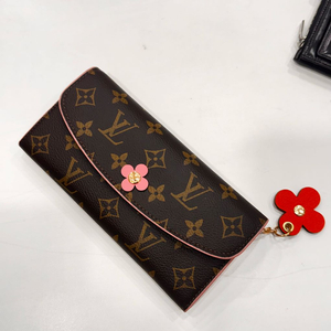 루이 플라워 모노그램 장지갑