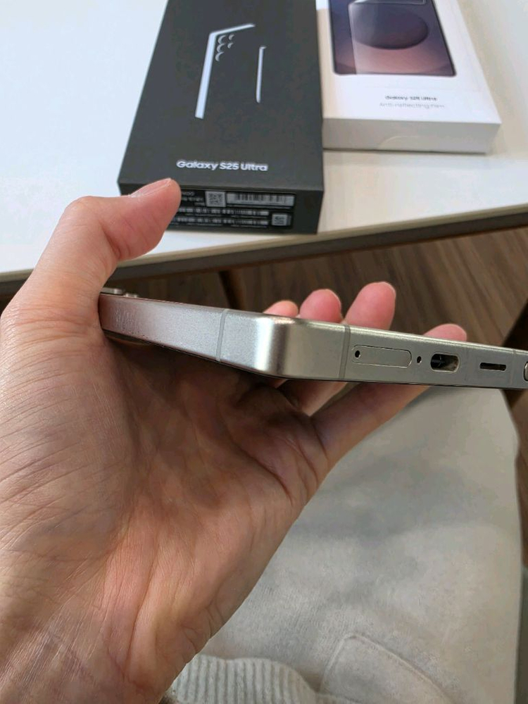 갤럭시S25울트라 1테라 자급제 티타늄핑크골드--6