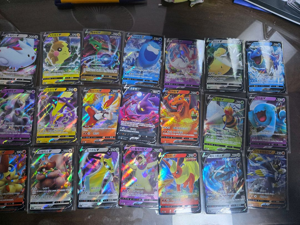 포켓몬카드 옛날 꺼부터 최신 카드 까지 다 팔아요 이미지