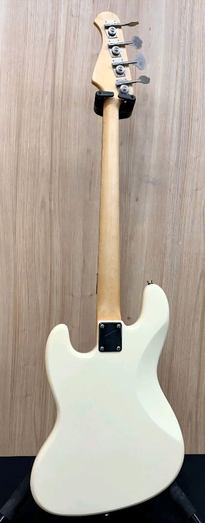 일본 바커스 유니버스 재즈베이스 WH--2