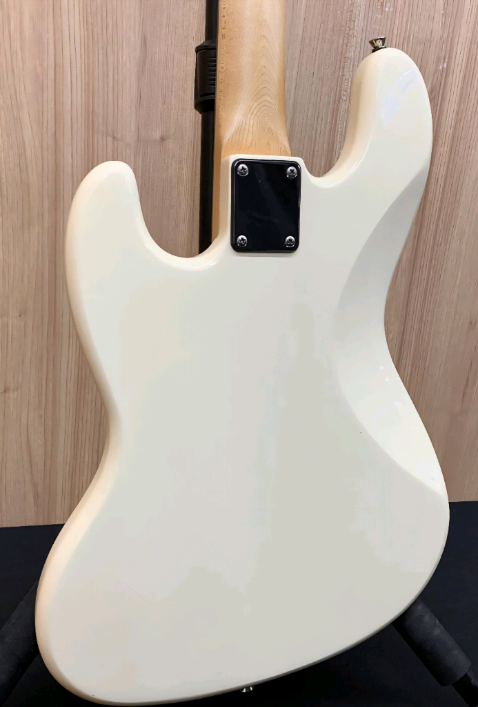 일본 바커스 유니버스 재즈베이스 WH--3