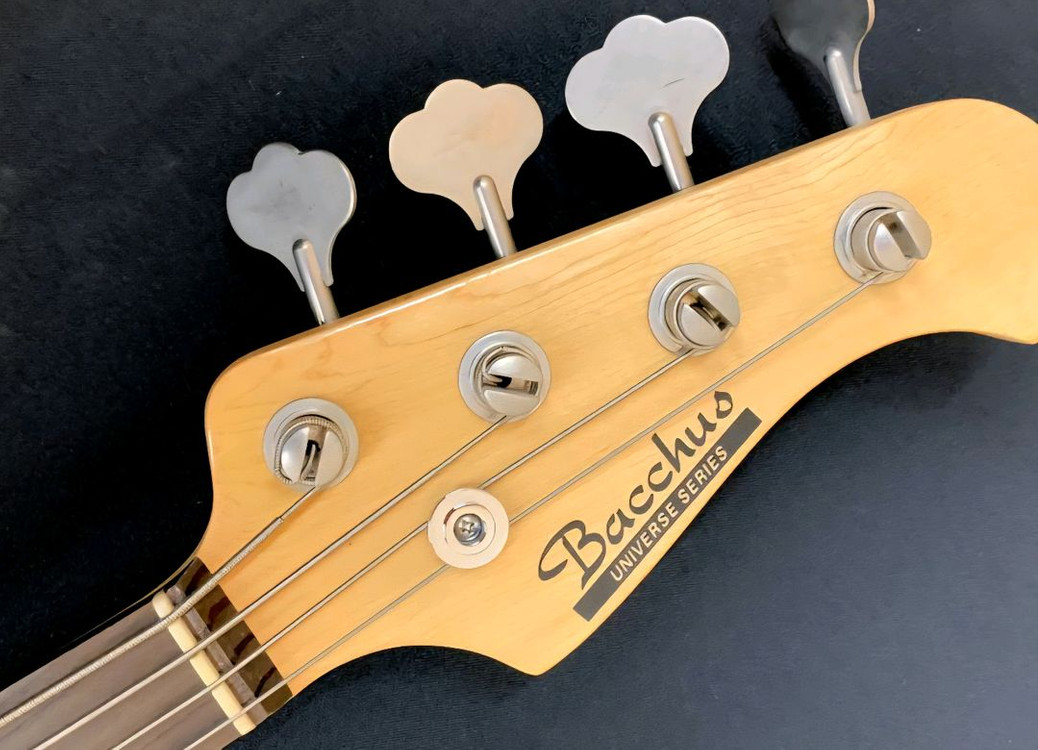 일본 바커스 유니버스 재즈베이스 WH--4