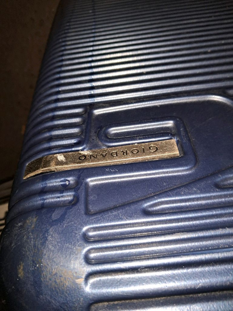 지오다노브랜드여행용캐리어대형기본크기24인치전후j ip 이미지