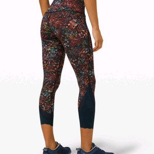 룰루레몬 Wunder Under HR Crop 6 사이즈 레깅스