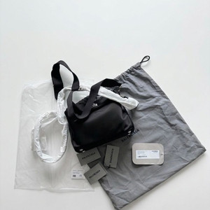 발렌시아가 827583 나일론 로데오 백 블랙 스몰