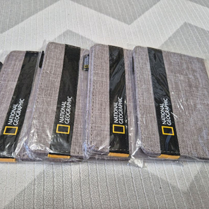 내셔널지오그래픽 두오모 여권지갑 새제품