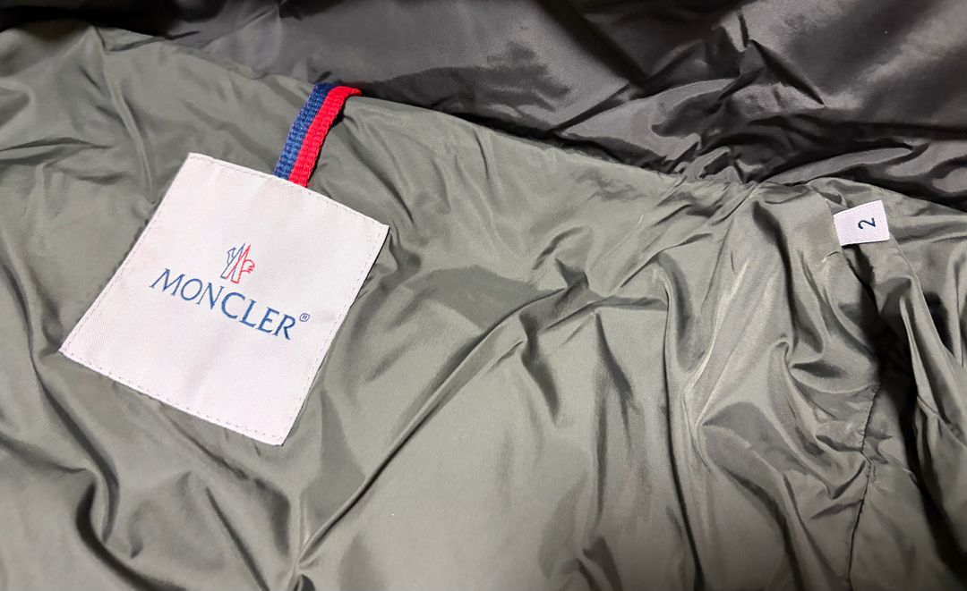 몽클레어 여성 프릴 패딩--8