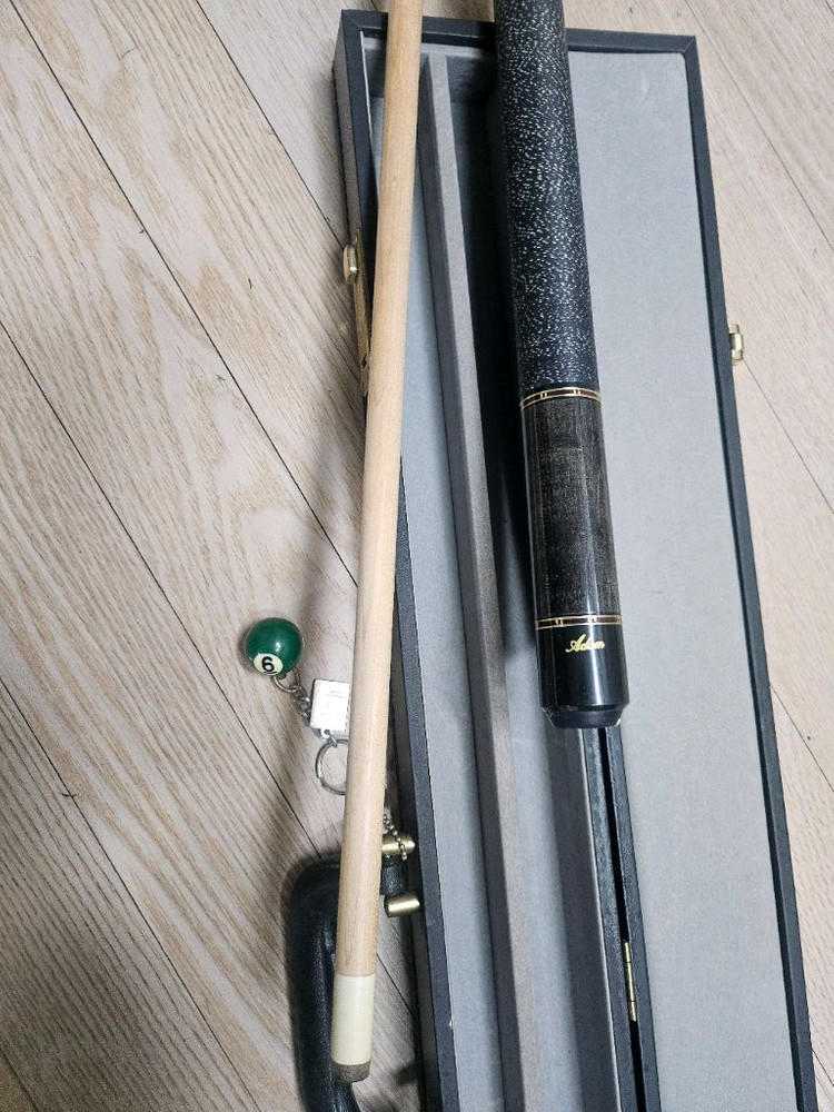 아담 당구큐대 이미지