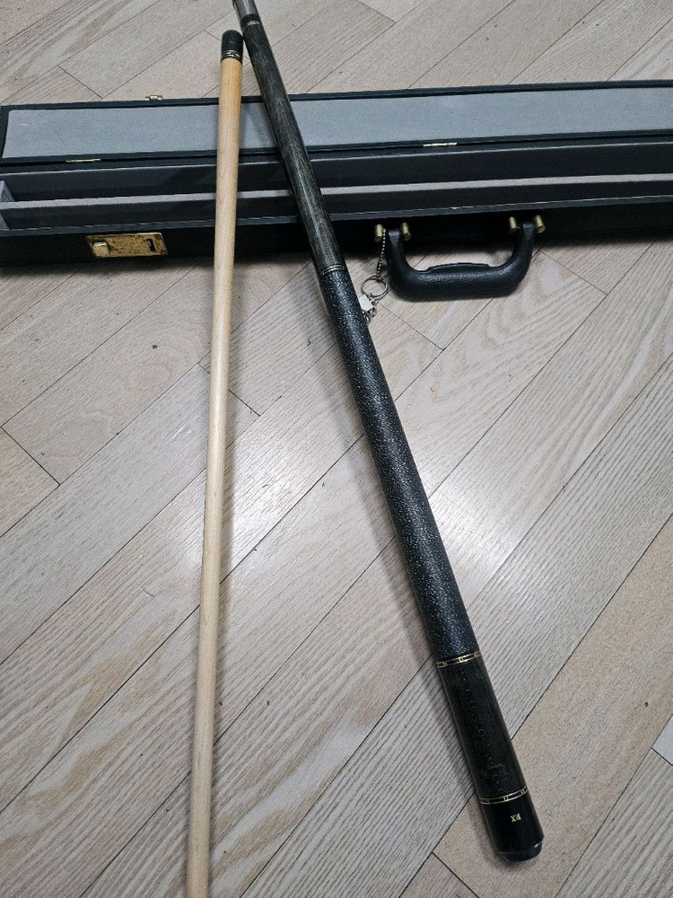 아담 당구큐대 이미지