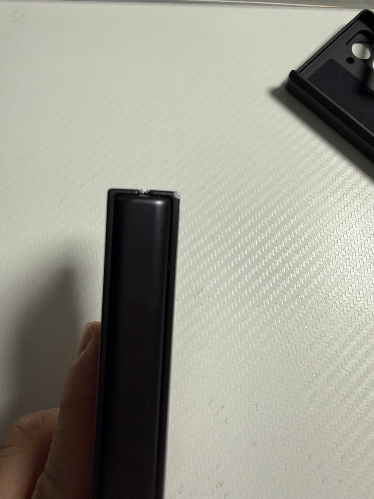 갤럭시 폴드6 256GB 크래프티드 블랙--1