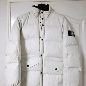 스톤아일랜드 화이트 와펜 페더 웨잇 레더 가죽 패딩 무스탕