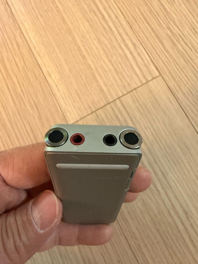 소니 녹음기 ICD-UX570F 택포 이미지