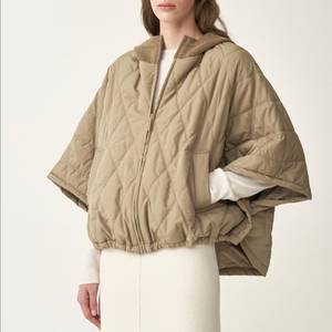 가격내림!!!) 더캐시미어 퀼티드 케이프 패딩