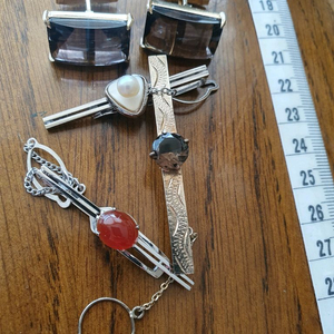 실버 넥타이 핀