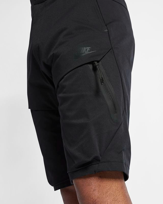 나이키 테크팩 반바지 이미지