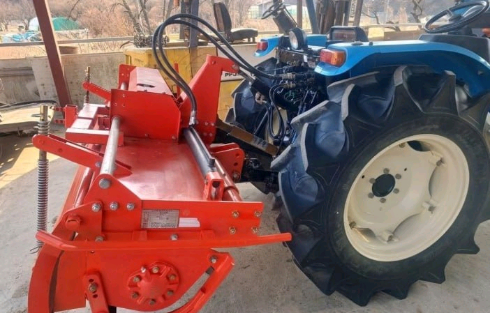 LS 트랙터 XR4155 이미지