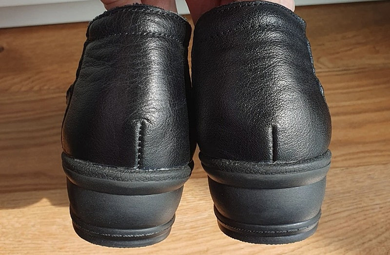 여성단화 #엄마신발 #편한신발 #235사이즈 #블랙단화 이미지