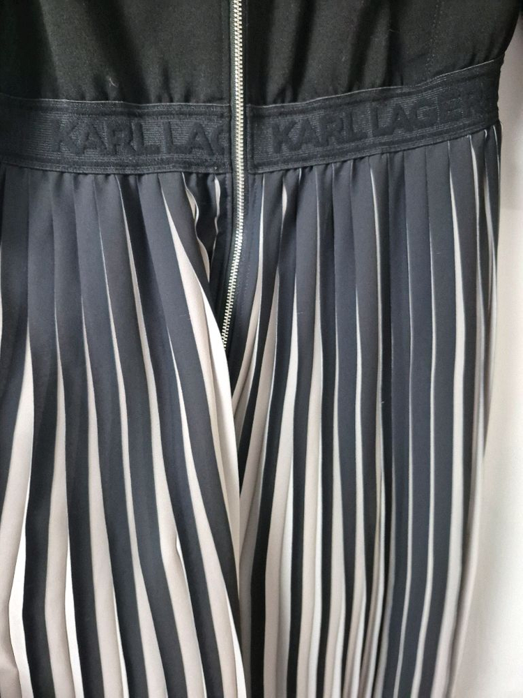 칼라거펠트 집업 주름원피스77사이즈블랙.지퍼가 2개 상하라 활동이--7