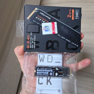 WD SN850X 2TB 대원cts 정품 (사용시간 적음,택포)
