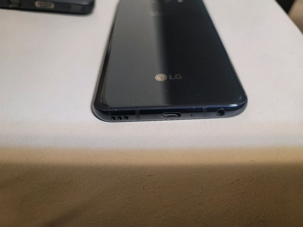 LG V50S 듀얼스크린--3