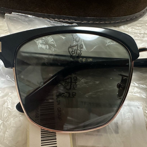 톰포드 TF1139-K 01A 블랙/골드 선글라스