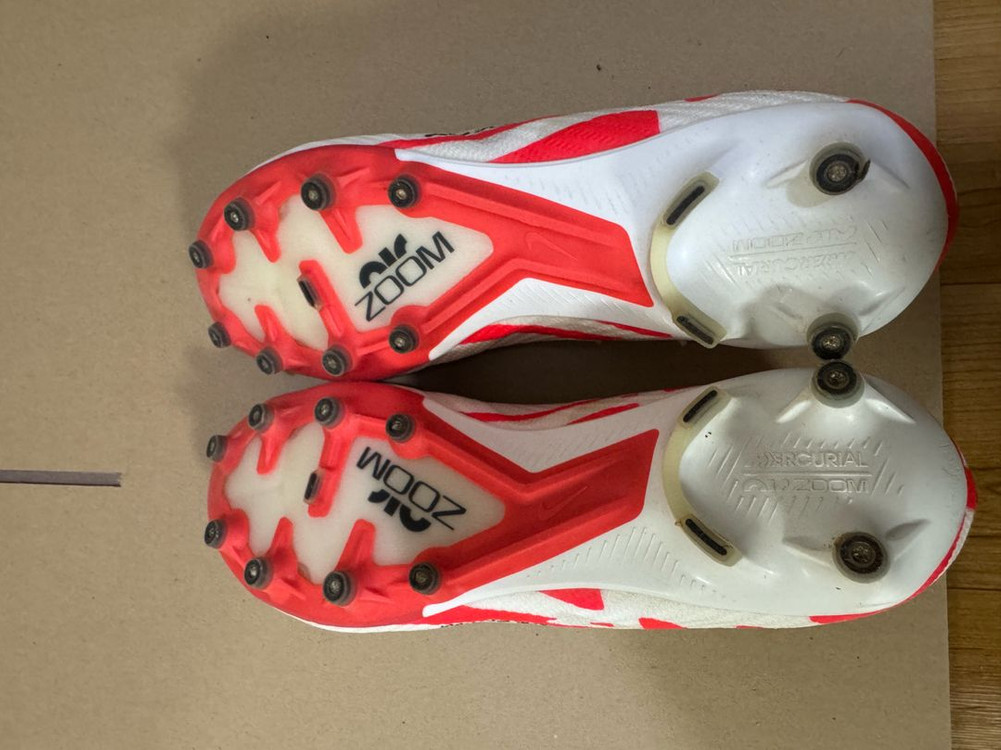 나이키 머큐리얼 베이퍼 15 엘리트 255 이미지