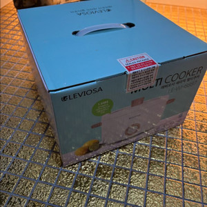 (새제품)레비오사 세라믹 멀티쿠커 LE-WH8887 새상품