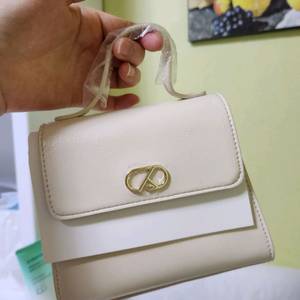 사만사타바사 미니가방