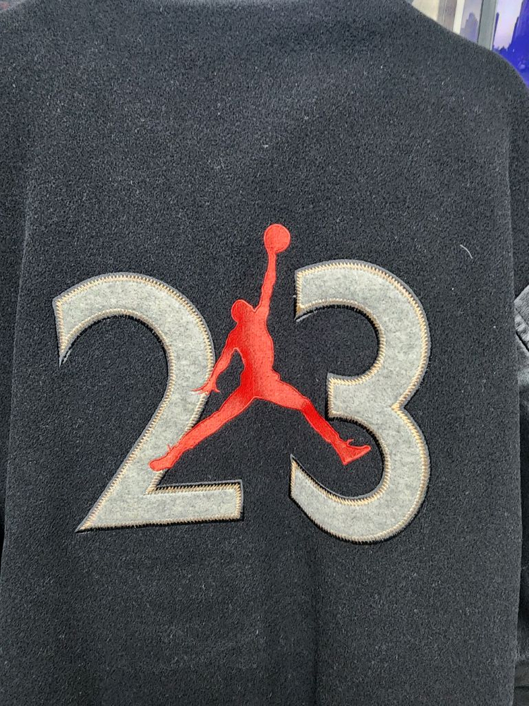 나이키 조던23바시티 자켓입니다.올드모델 100사이즈--2