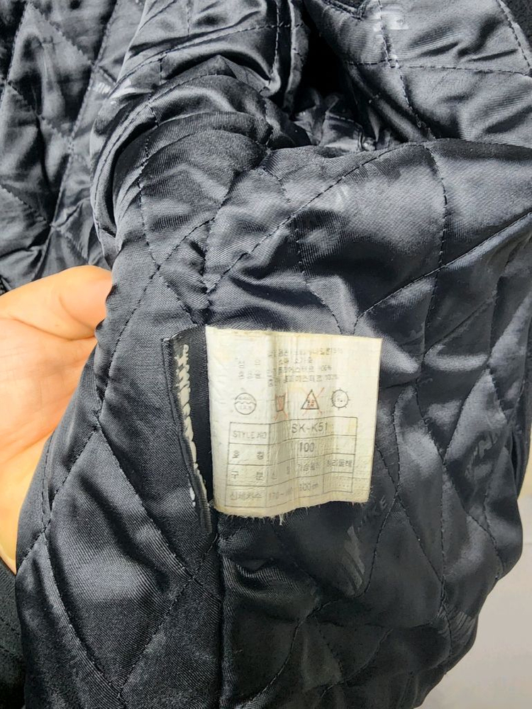 나이키 조던23바시티 자켓입니다.올드모델 100사이즈--3