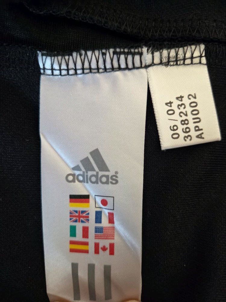 04-05 레알 마드리드 트레이닝 탑 TRG 100 신품 팝니다--6