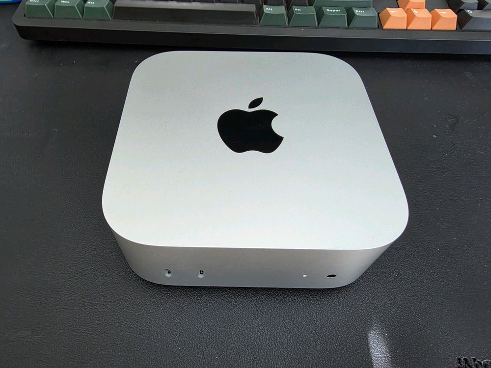 맥미니 M4 256GB 16GB RAM 이미지